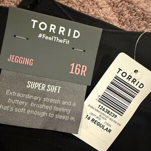 NWT Torrid Black Super Soft Jegging